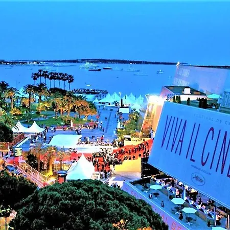 Design Vue & Hyper Centre Juan-les-pins Antibes