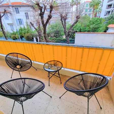 Design Vue & Hyper Centre Juan-les-pins
