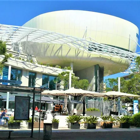 Design Vue & Hyper Centre Juan-les-pins